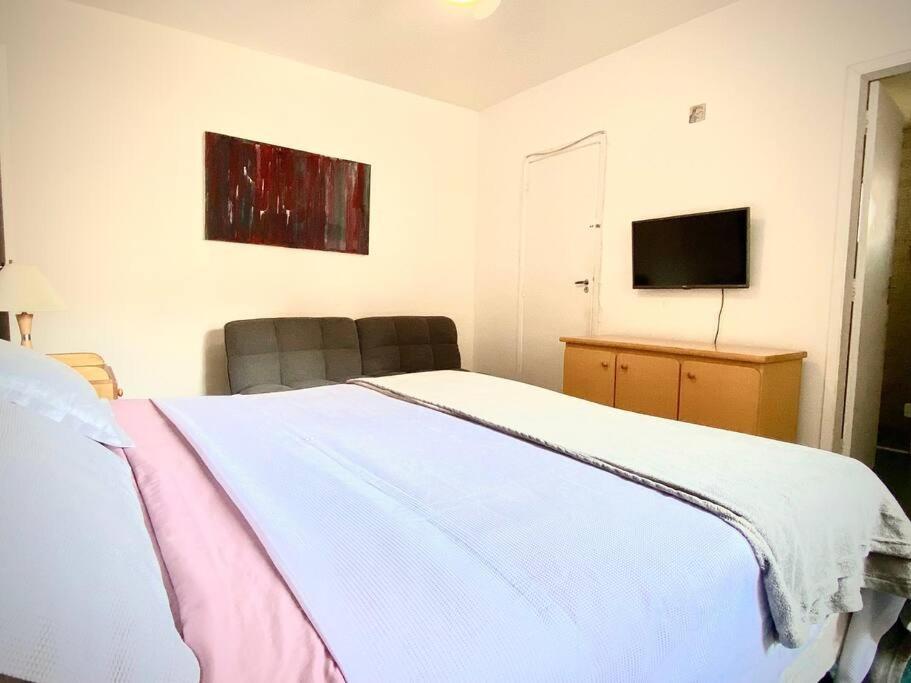 Apartamento Jardins White 2 Dorm Av.paulista Metro Wifi Vaga *